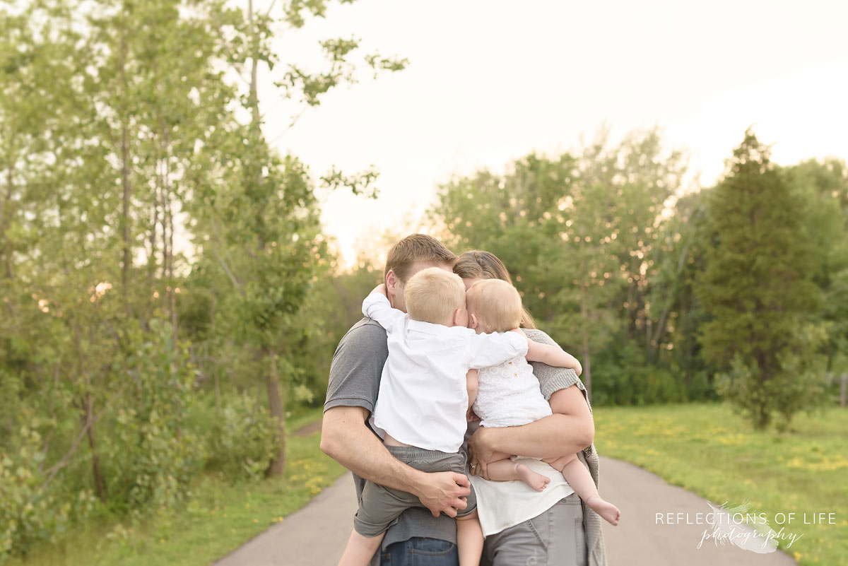 005 Niagara Family Photos Group Hug on a path in the park