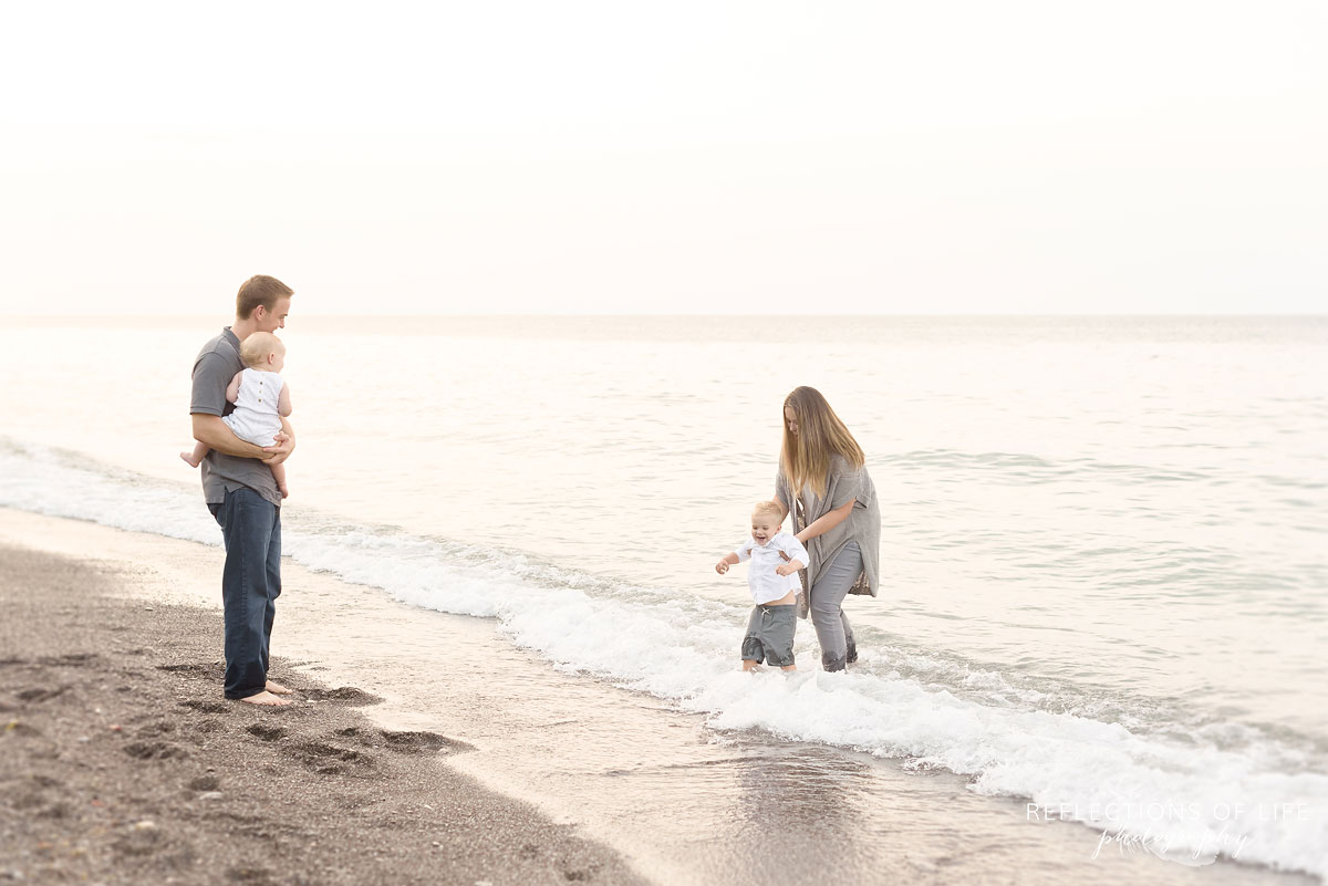 021 Playful family photography in Niagara Ontario Canada