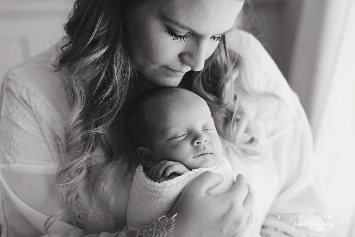 Ashley Zeller, Niagara Newborn Photography Client