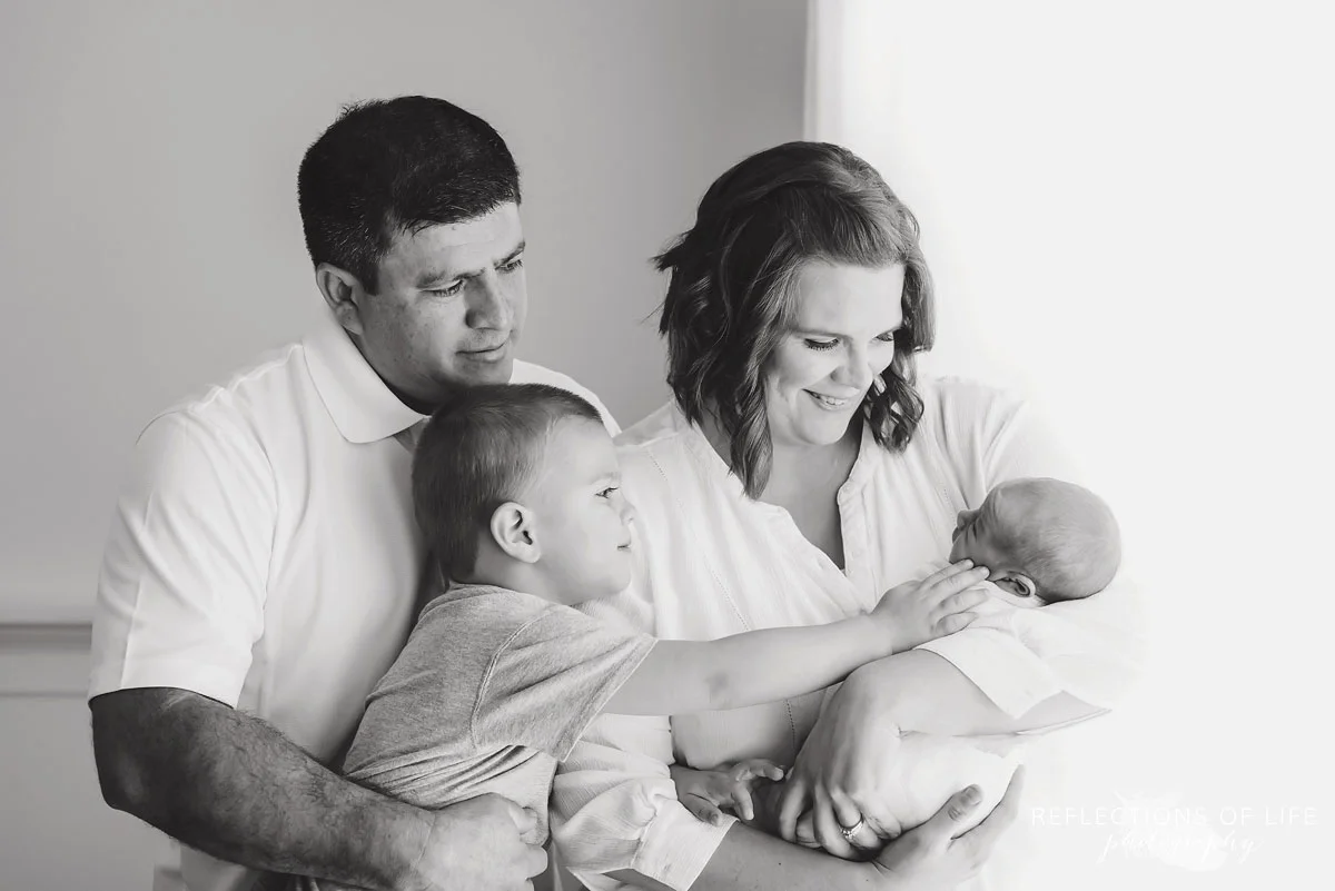 Niagara family photographer Karen Byker specializes in portraits that show true connection and love