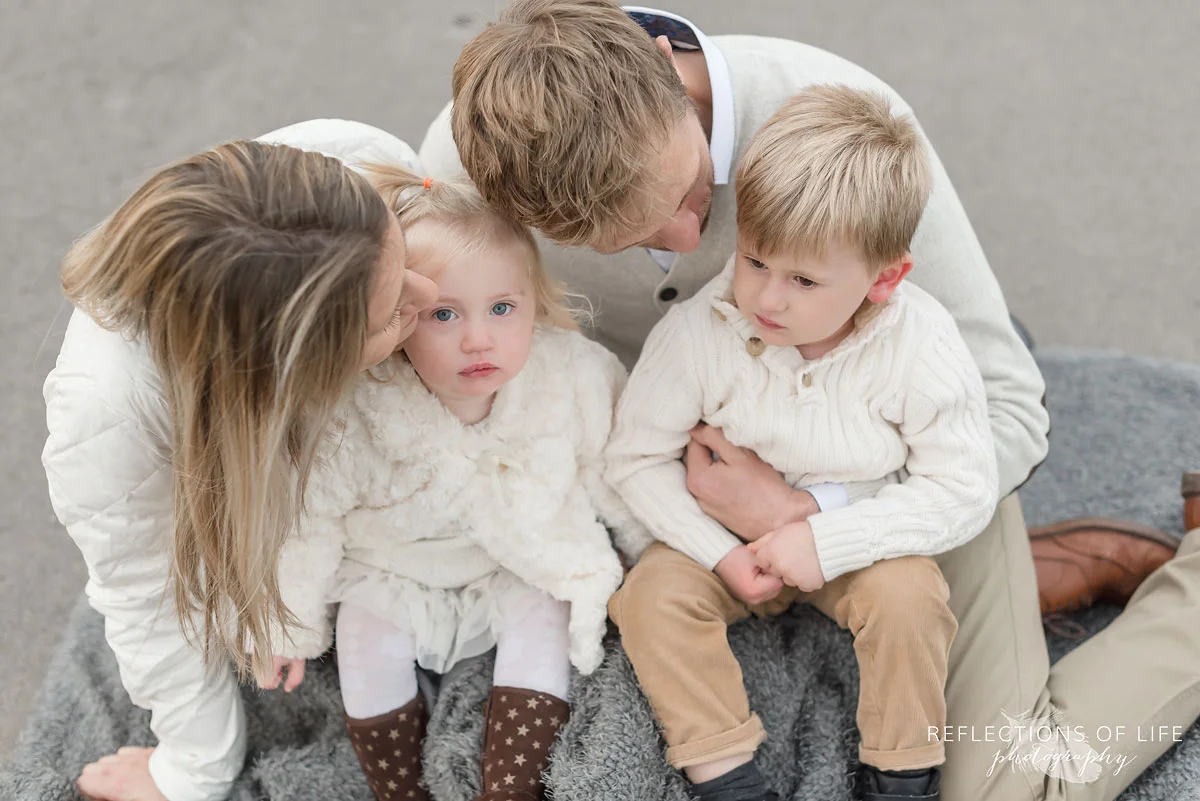 Niagara Family Photography neutral colours in Grimsby Ontario.jpg