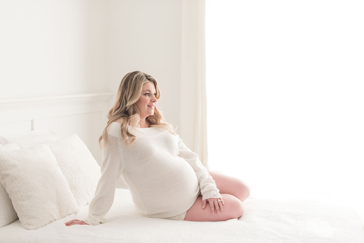 The Wait-Niagara Maternity Photography.jpg