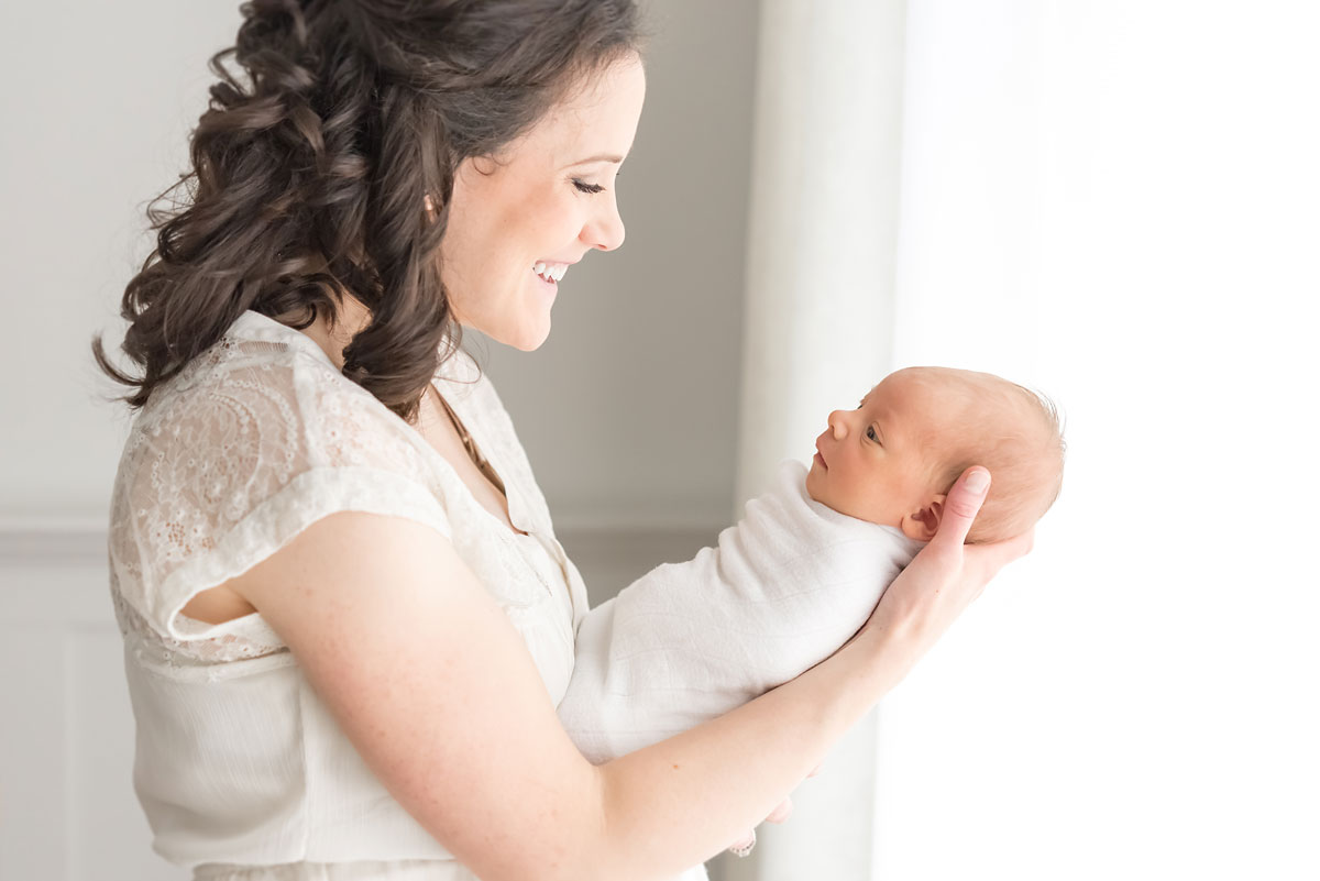 Niagara Region of Ontario Newborn and Family Photographer