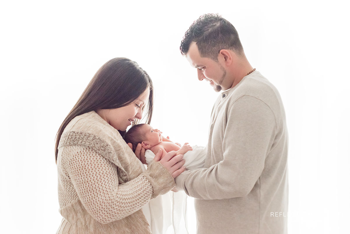 Newborn and family photography Grimsby Ontario Canada