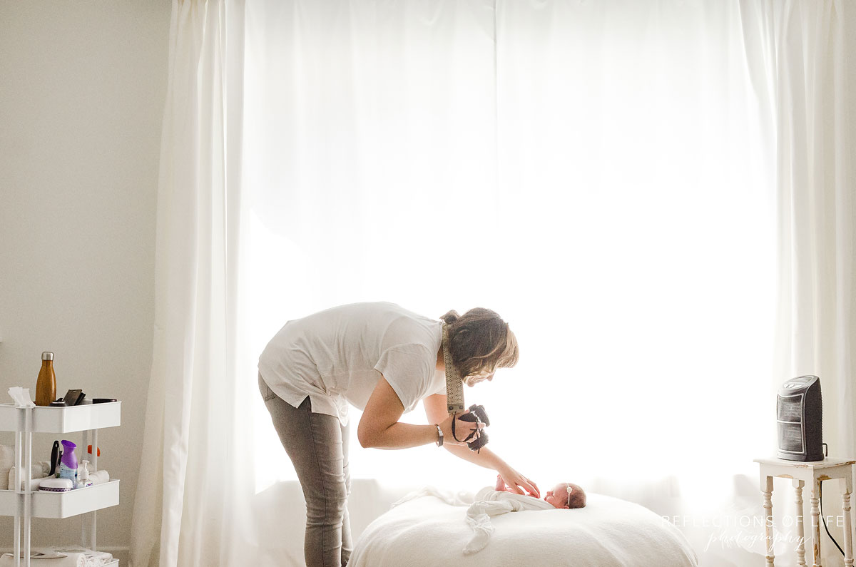 024-Niagara-Newborn-Photography-Behind-The-Scenes.jpg