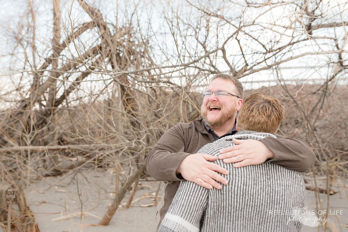 Natural laughter with couples in Niagara Ontario