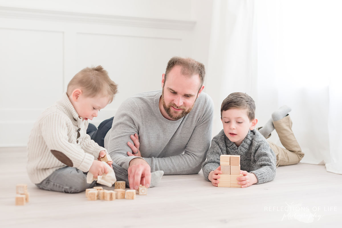 Niagara Ontario photo studio for families and siblings