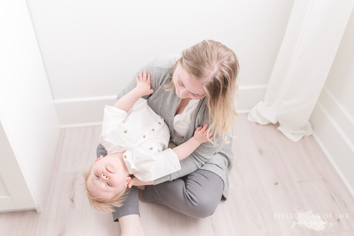Mom and baby photography