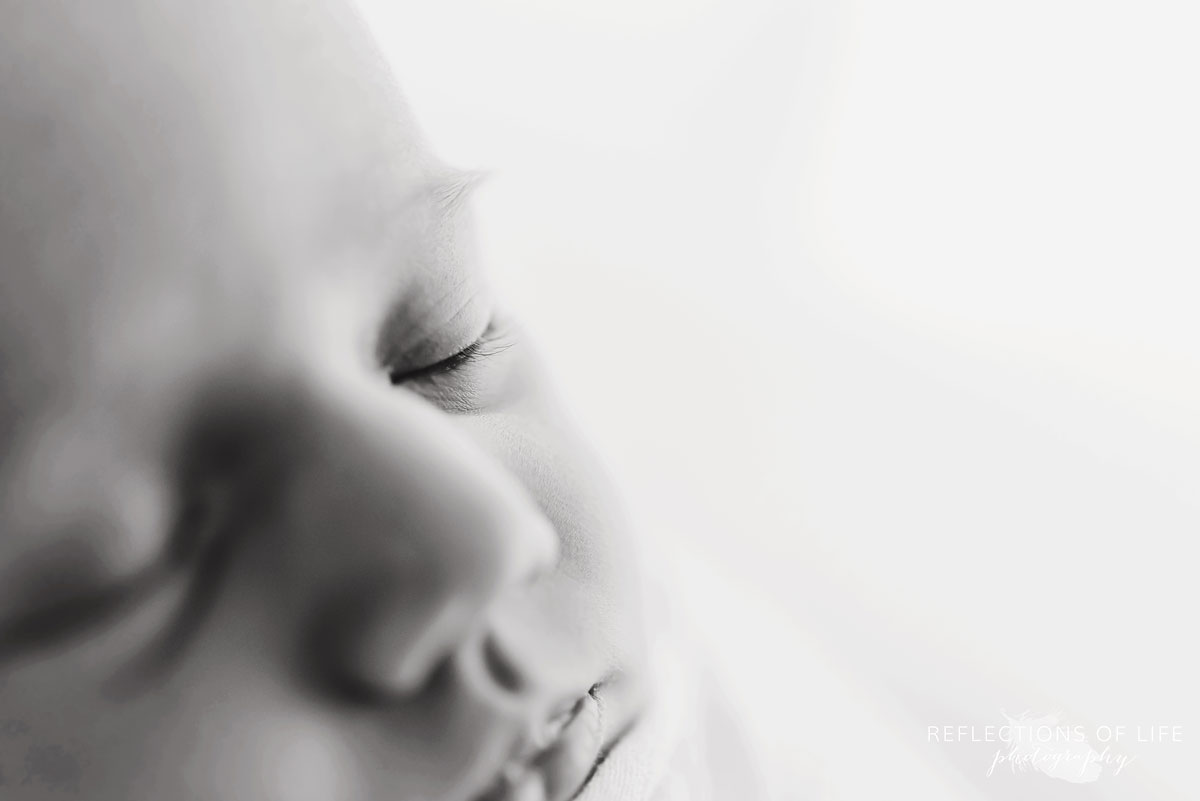 Baby+girl+eyelashes+black+and+whte.jpg