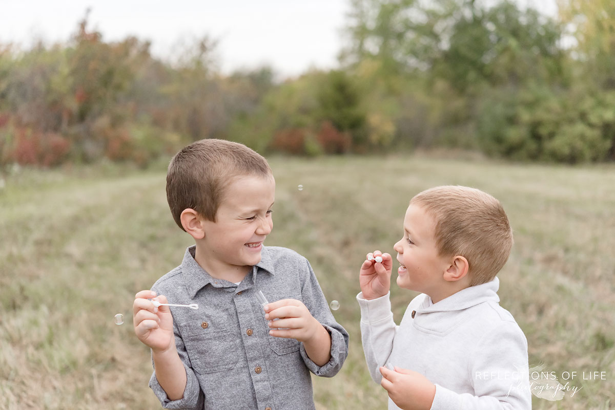 027 two brothers blowing bubbles in Grimsby Ontario