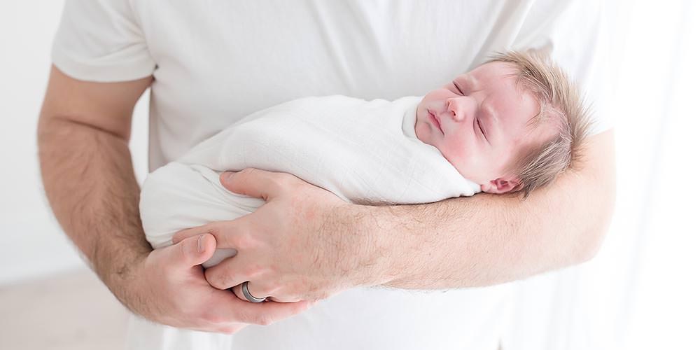 002 Niagara Newborn Photographer.jpg