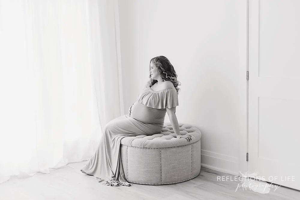 018 Lander Maternity BW.jpg