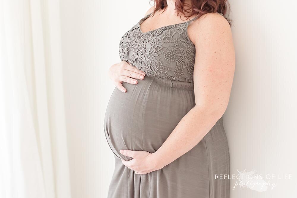 Niagara Maternity Photographer Grimsby Ontario