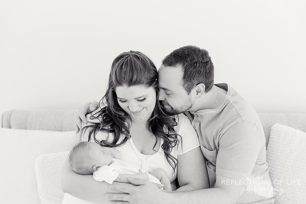 Candid new born and family photography Southern Ontario