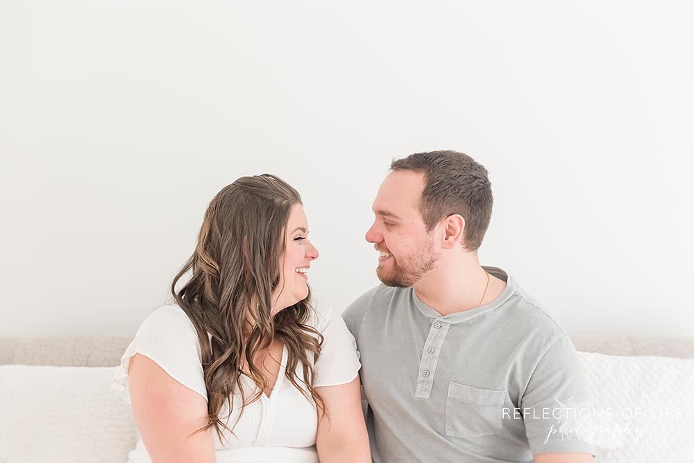 Couples photography laughing in Niagara Ontario Canada