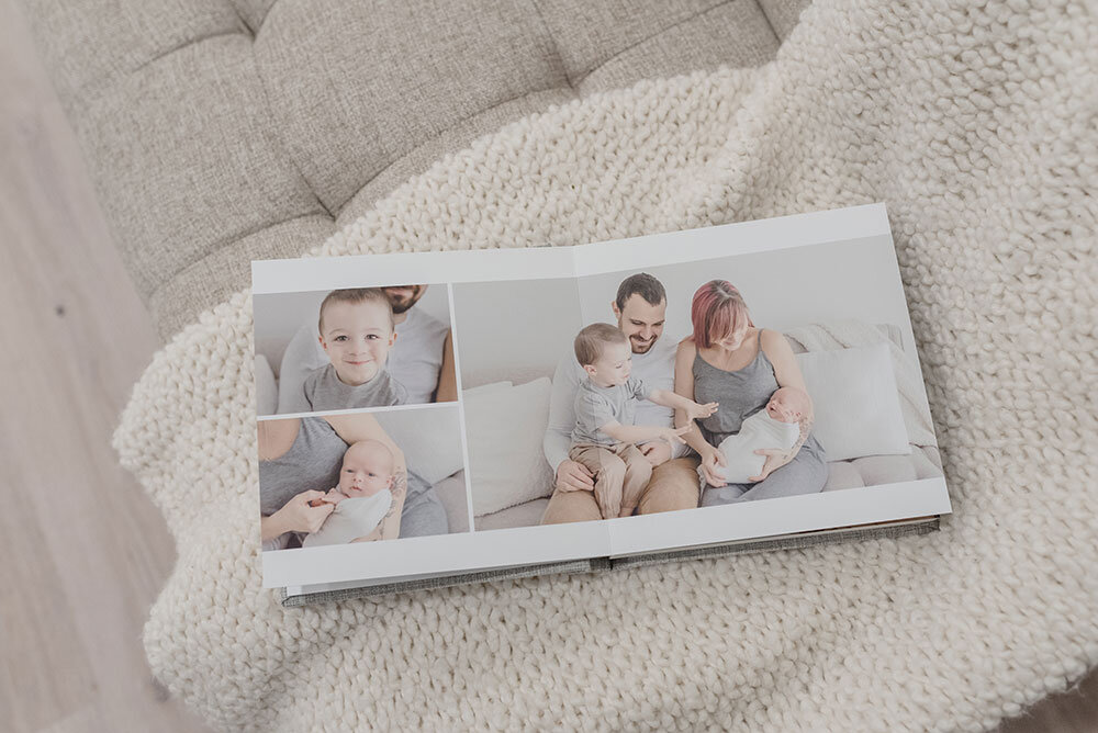 Grimsby family photographer specializing in albums for clients in the southern Ontario
