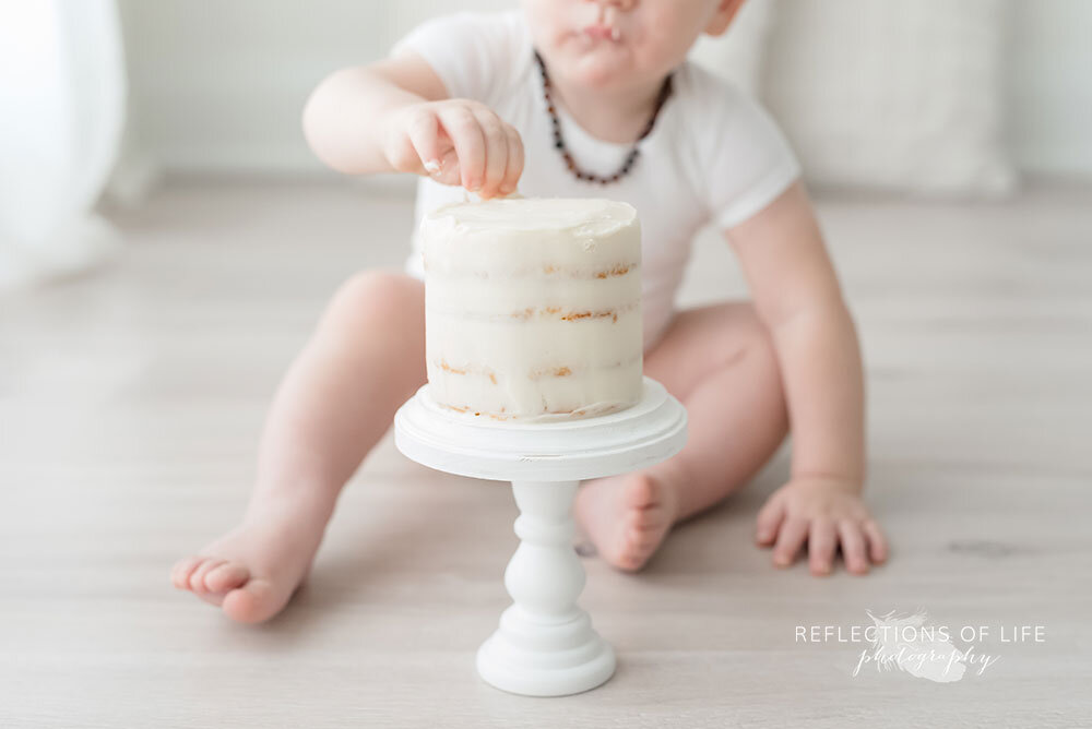 birthday cake sessions baby photography