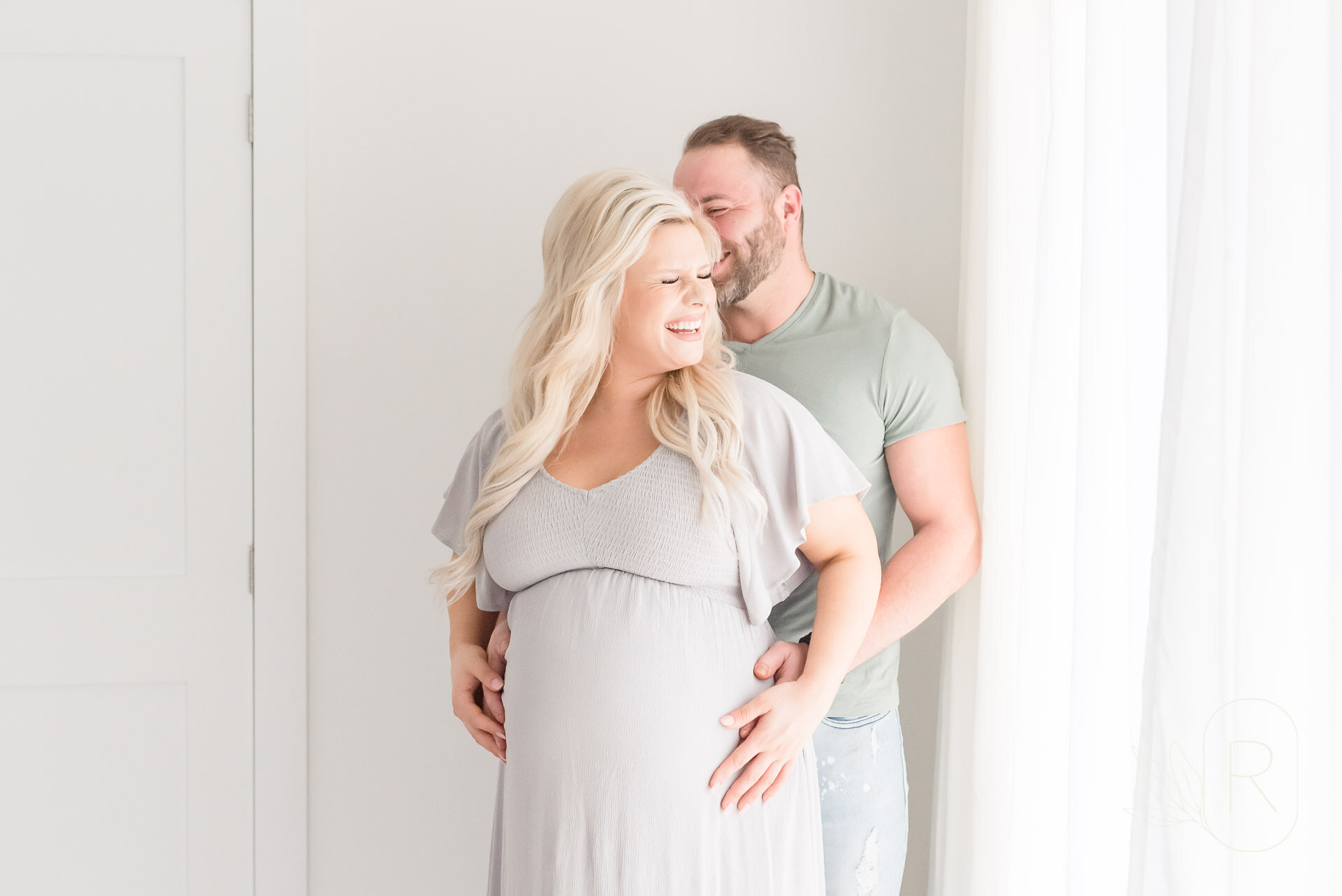 maternity photos for couples