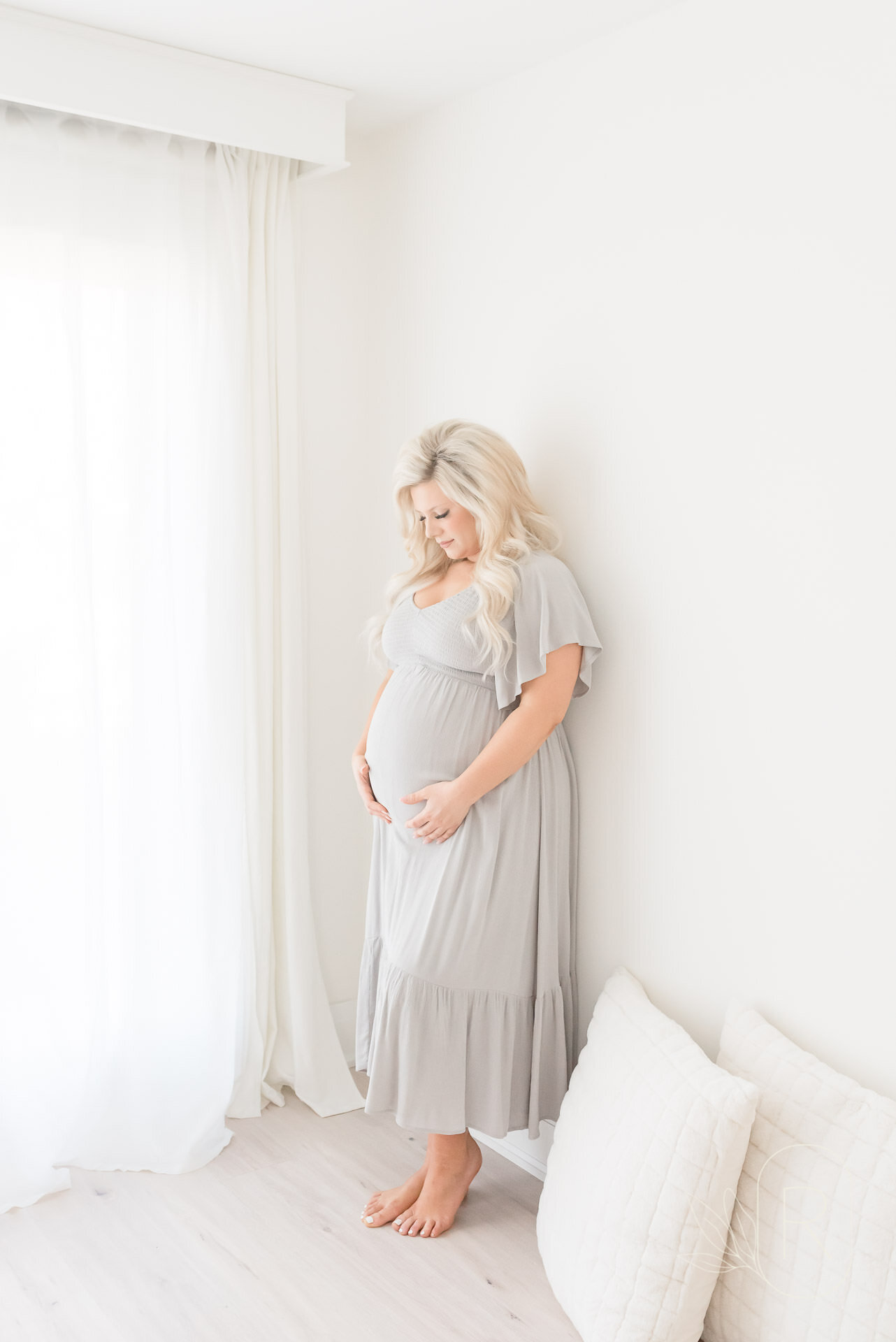 maternity photography for mothers
