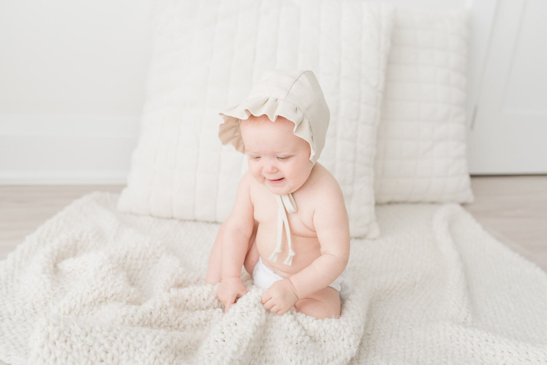 nine month baby photography