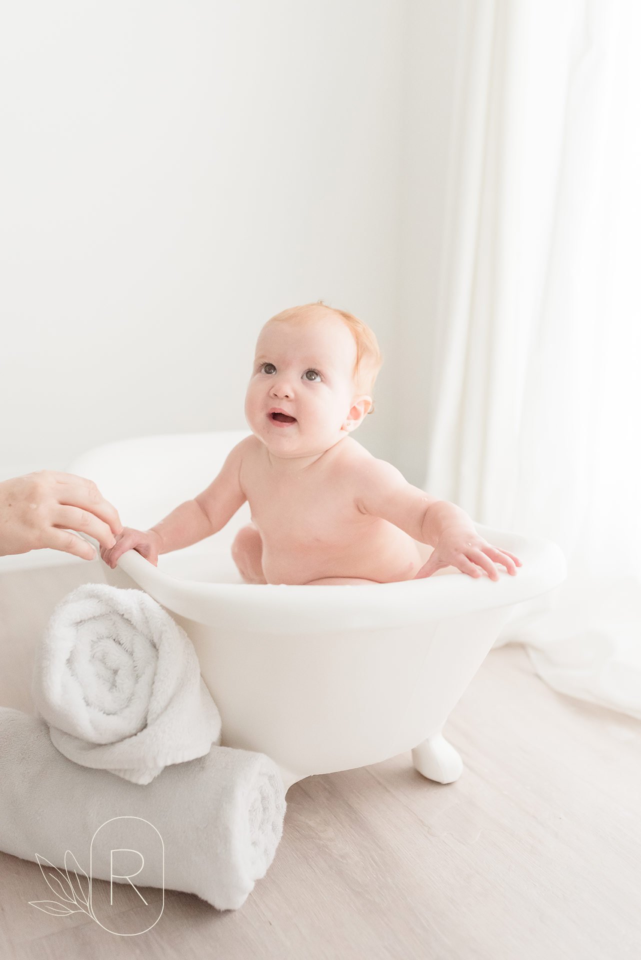 bathtub birthday session