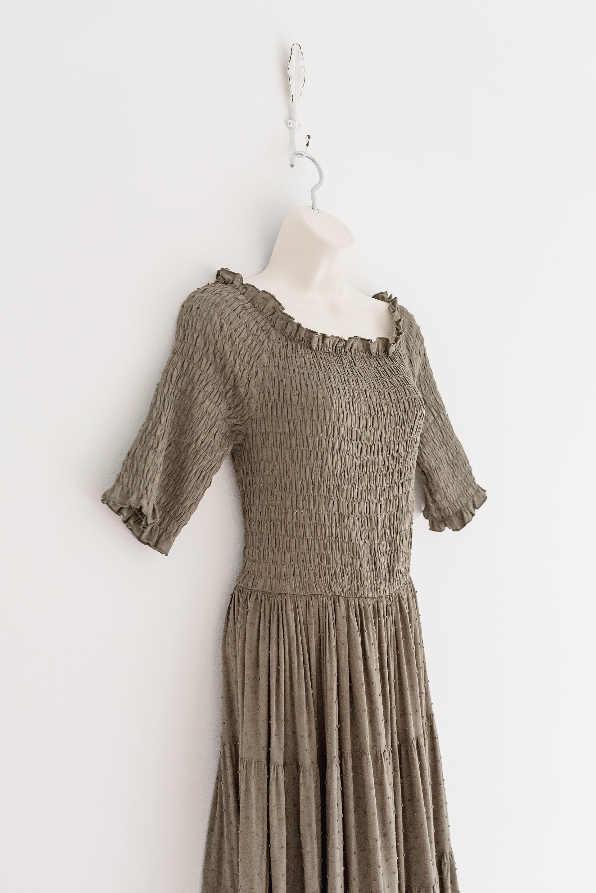470-Wardrobe-for-Niagara-Ontario-Canada-Photography-Studio.jpg