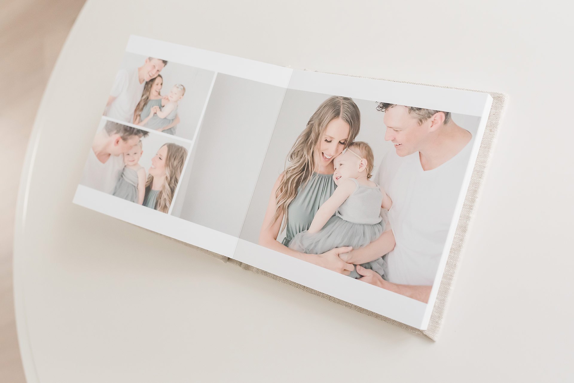 album-preview-custom-made-photography-prints-family-photographer-turn-memories-into-gifts.jpg