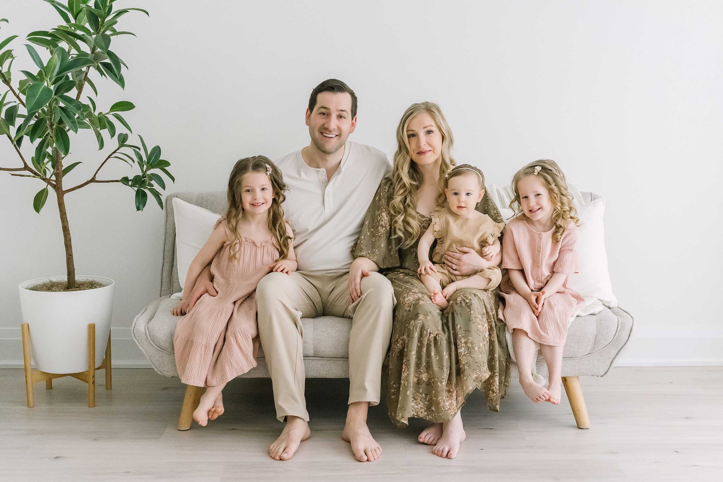 FAMILY PHOTOGRAPHY SESSIONS