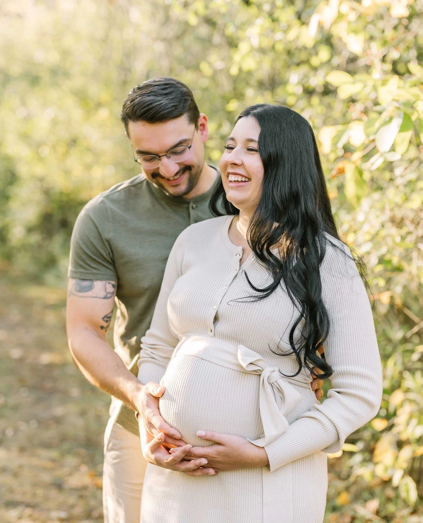 The calm before everything changes. ⁠
⁠
These outdoor maternity sessions are some of my favourites. Soft light, quiet moments, and that feeling of excitement you can almost see.⁠
⁠
If you&rsquo;re expecting next spring or summer, it&rsquo;s a great t