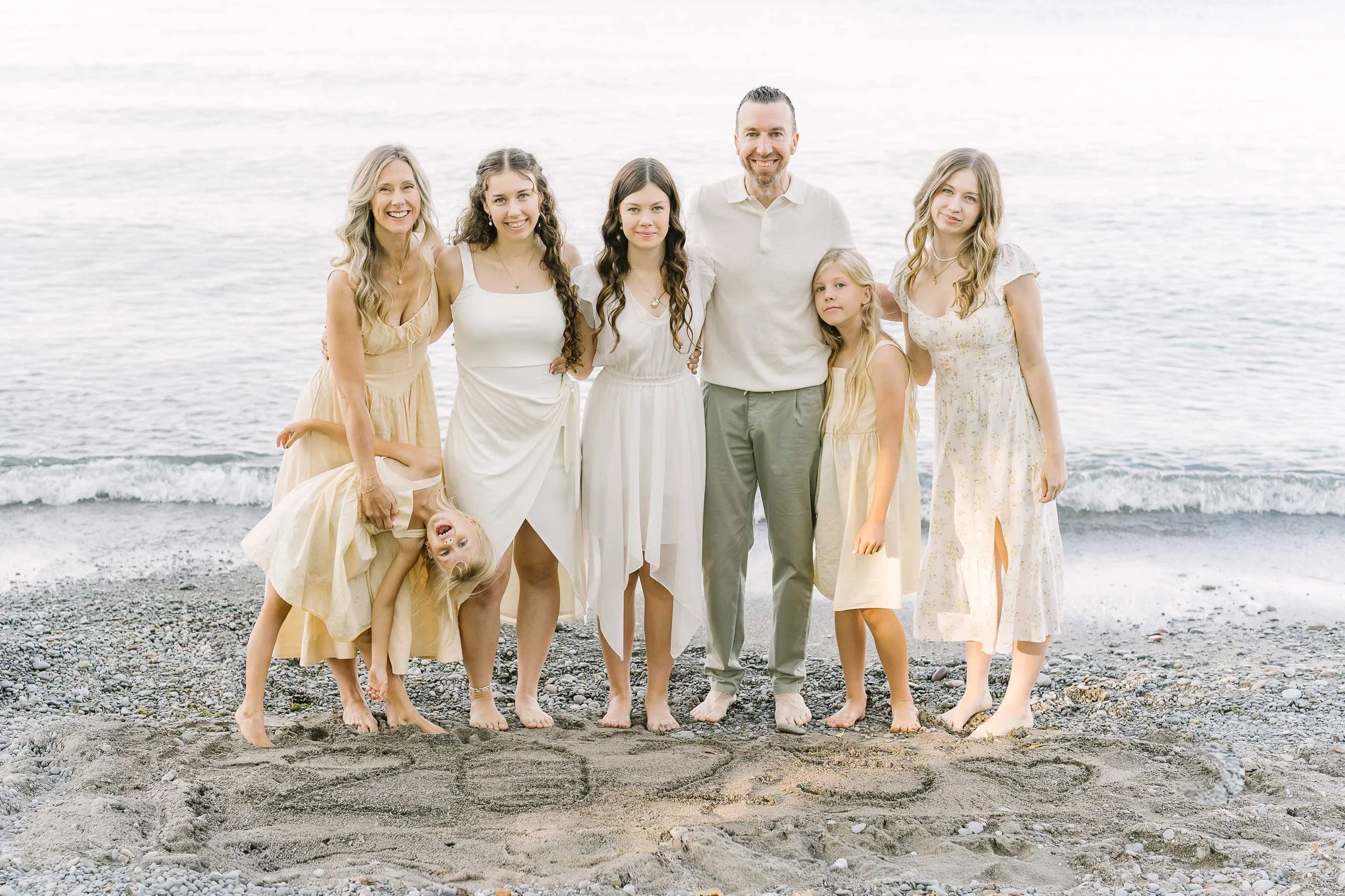 A Warm Evening Family Session in Niagara, Ontario