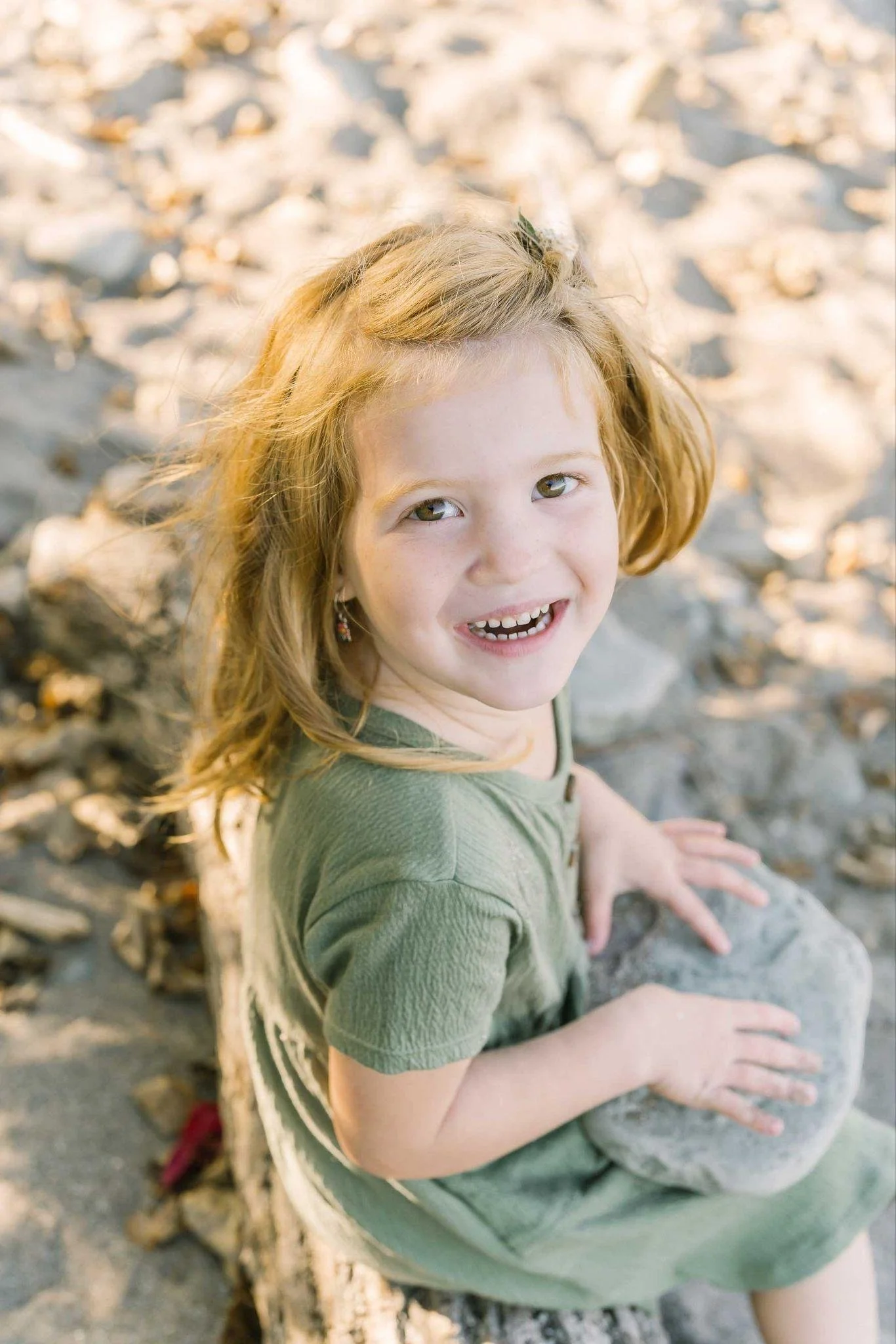 outdoor family session in Goodale 