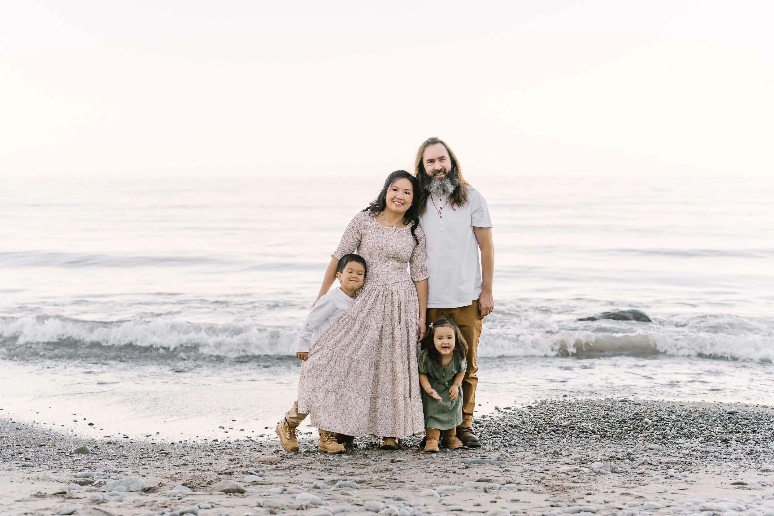 Outdoor beach family sessions