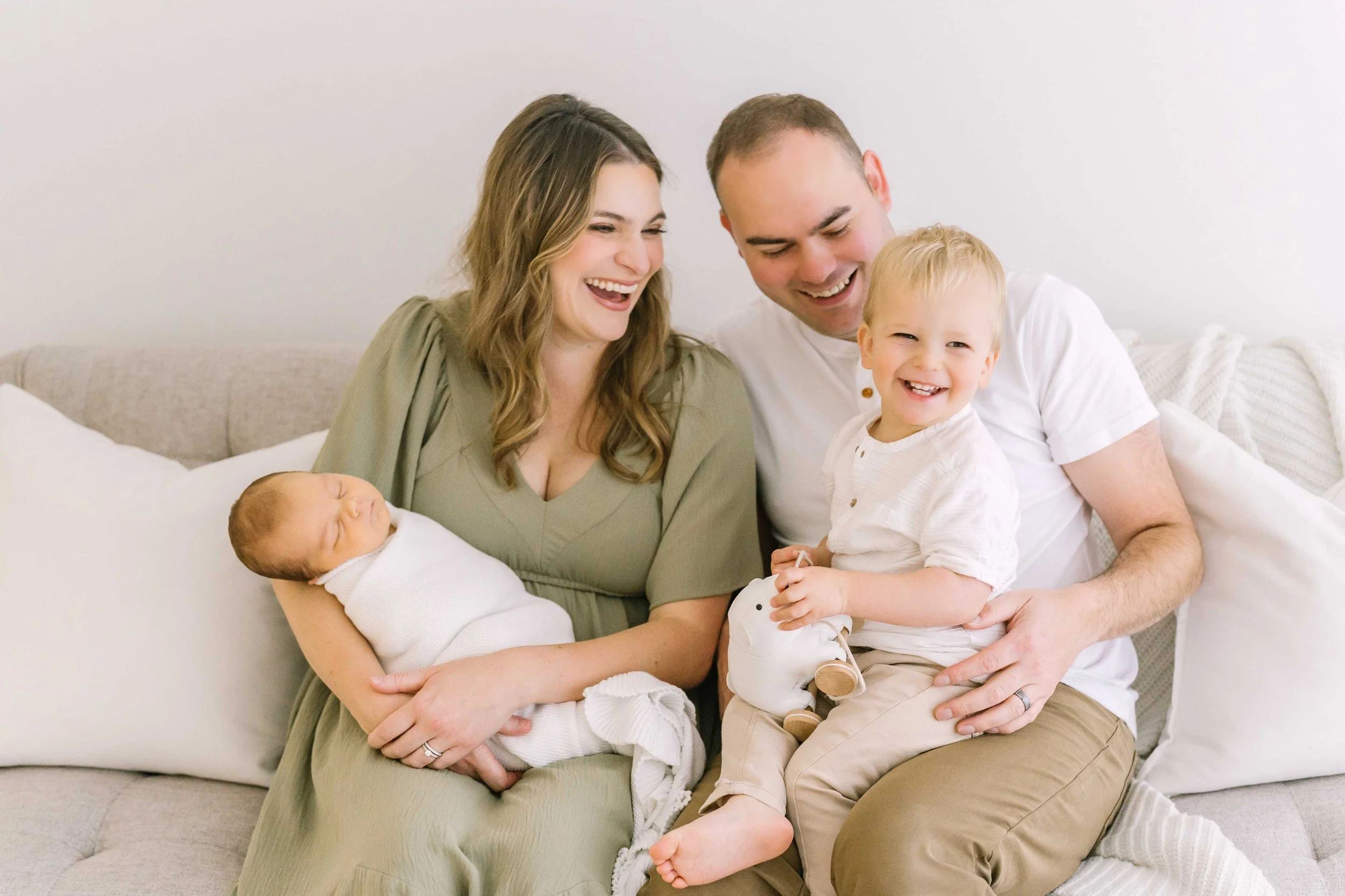 A Calm and Connection-Focused Newborn Studio Session in Niagara