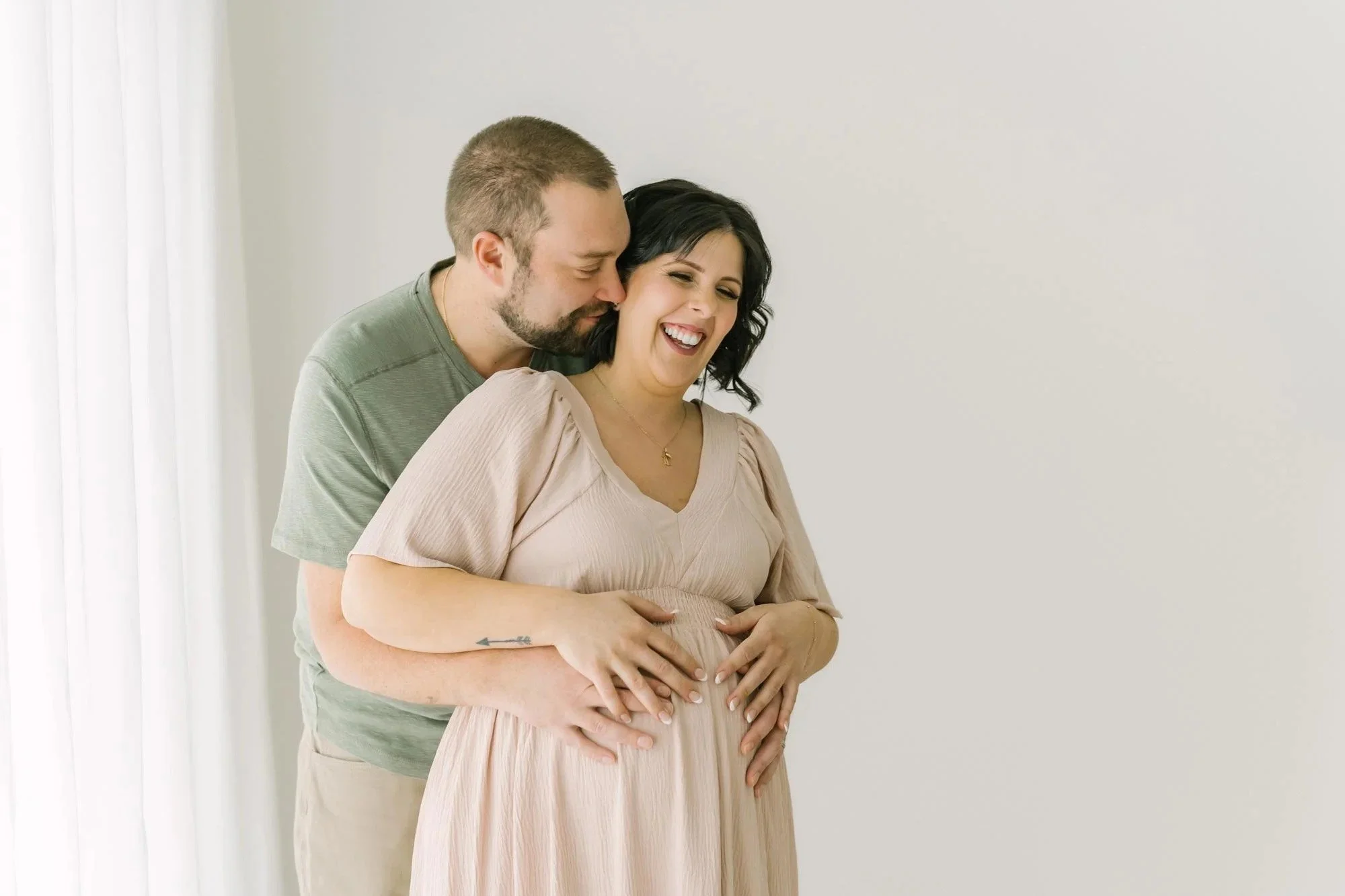 Couples pregnancy and maternity photography in Niagara