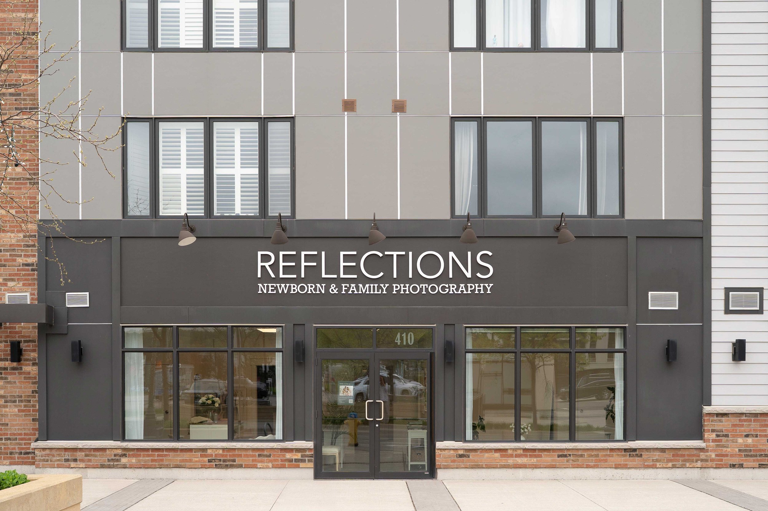 Take a Virtual Tour of Reflections Photo Studio in Grimsby, Ontario