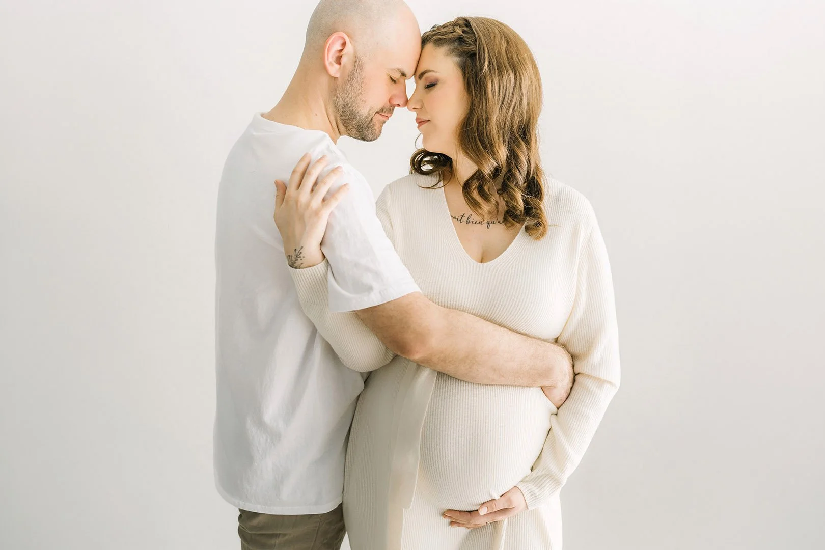 002 Niagara Hamilton Maternity Photographer.jpg