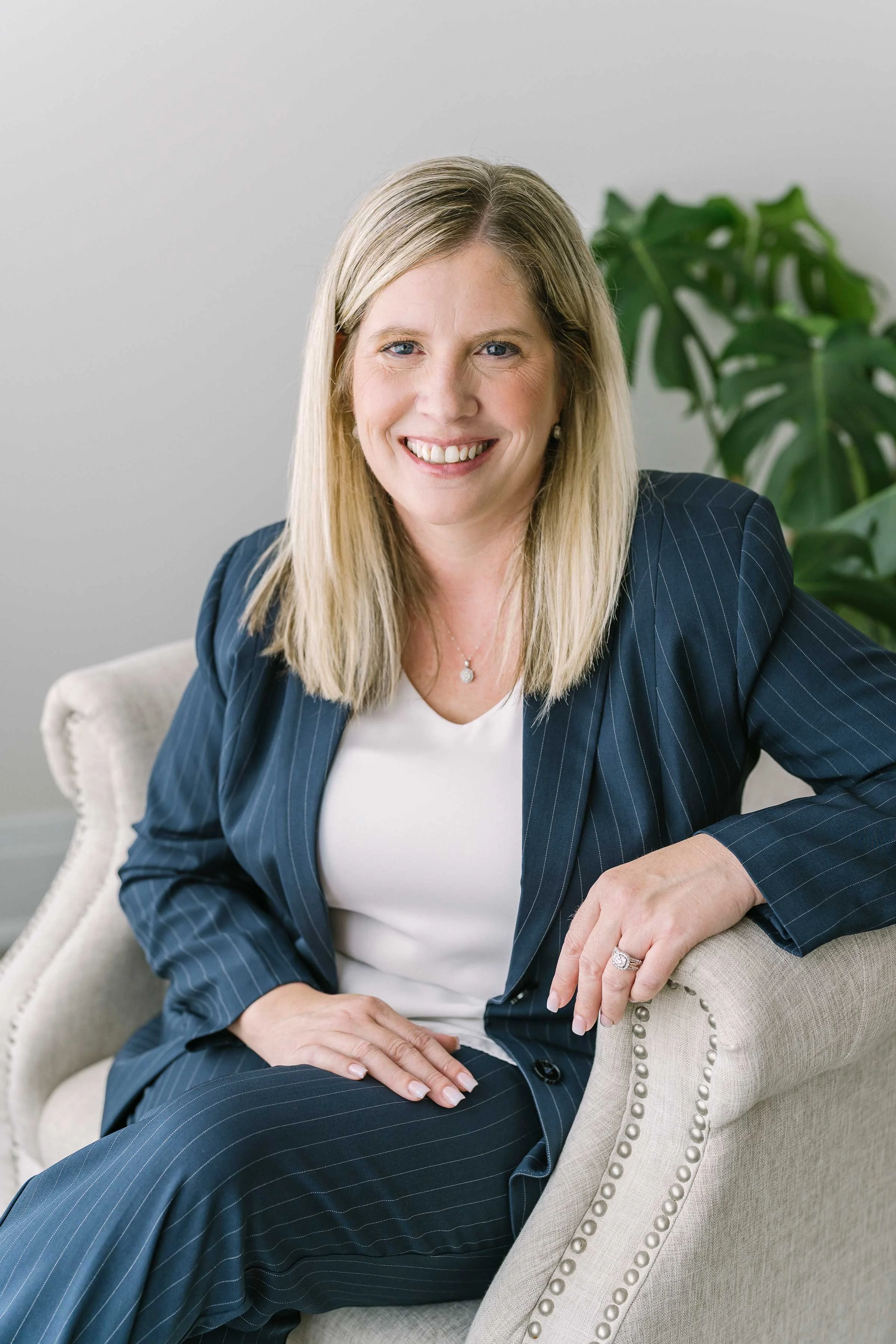 Niagara Headshots for Women.jpg