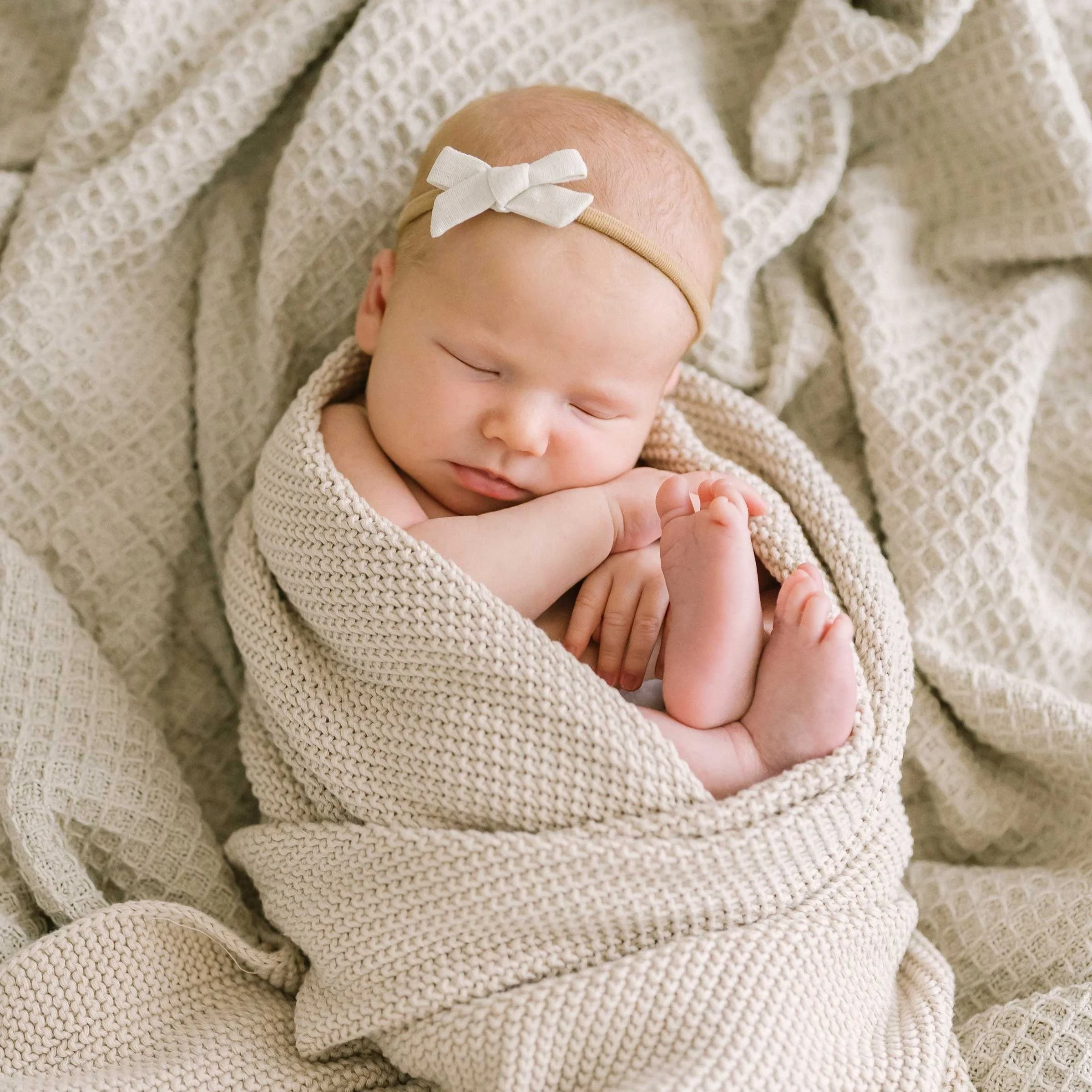 newborn-gift-beige-blanket-square.jpg