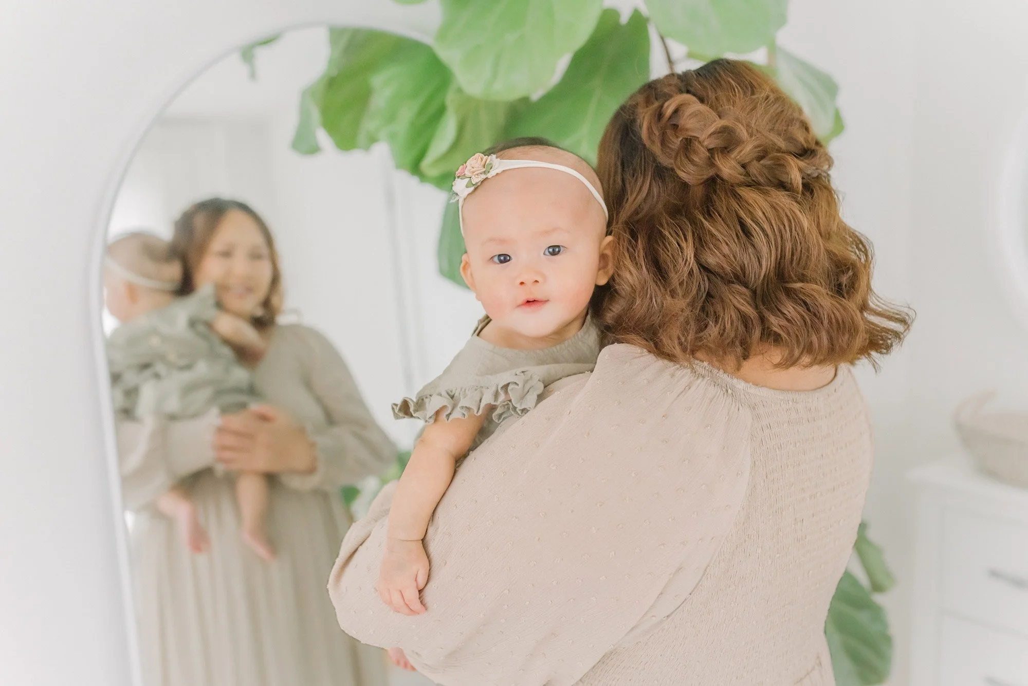 Niagara photographer Karen Byker — six month milestone session