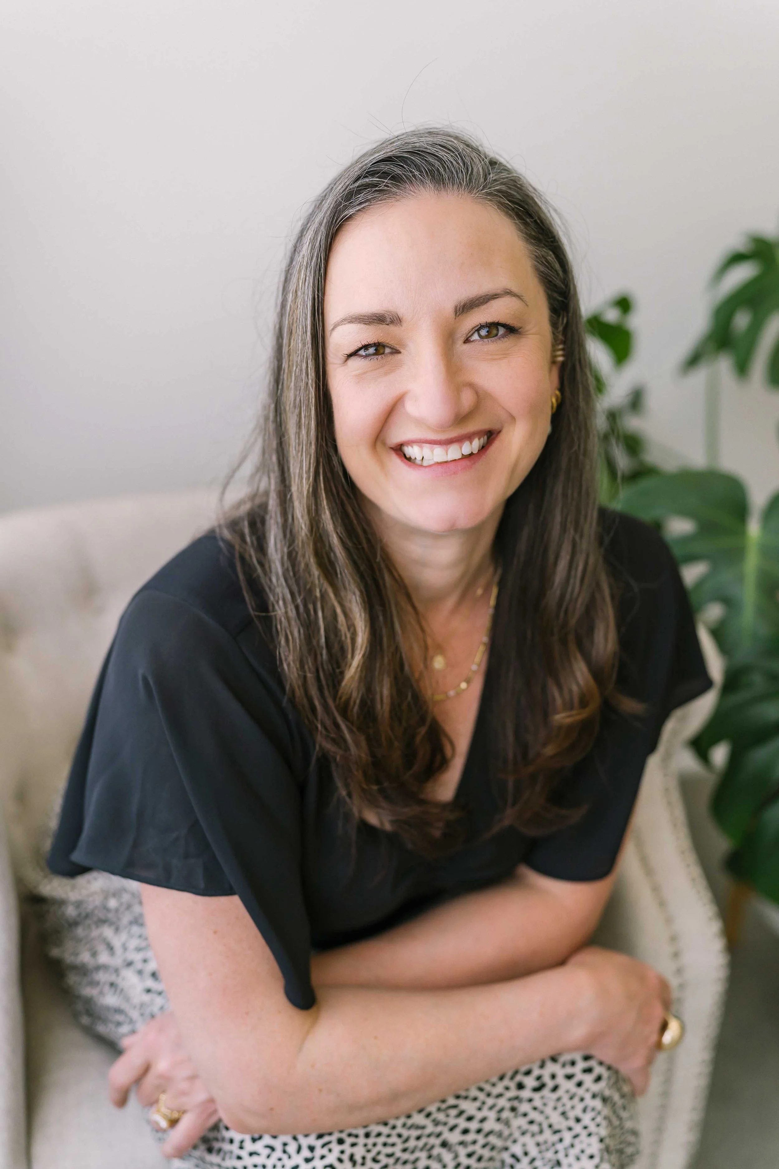 She Means Business Headshots for Women in Niagara and Hamilton