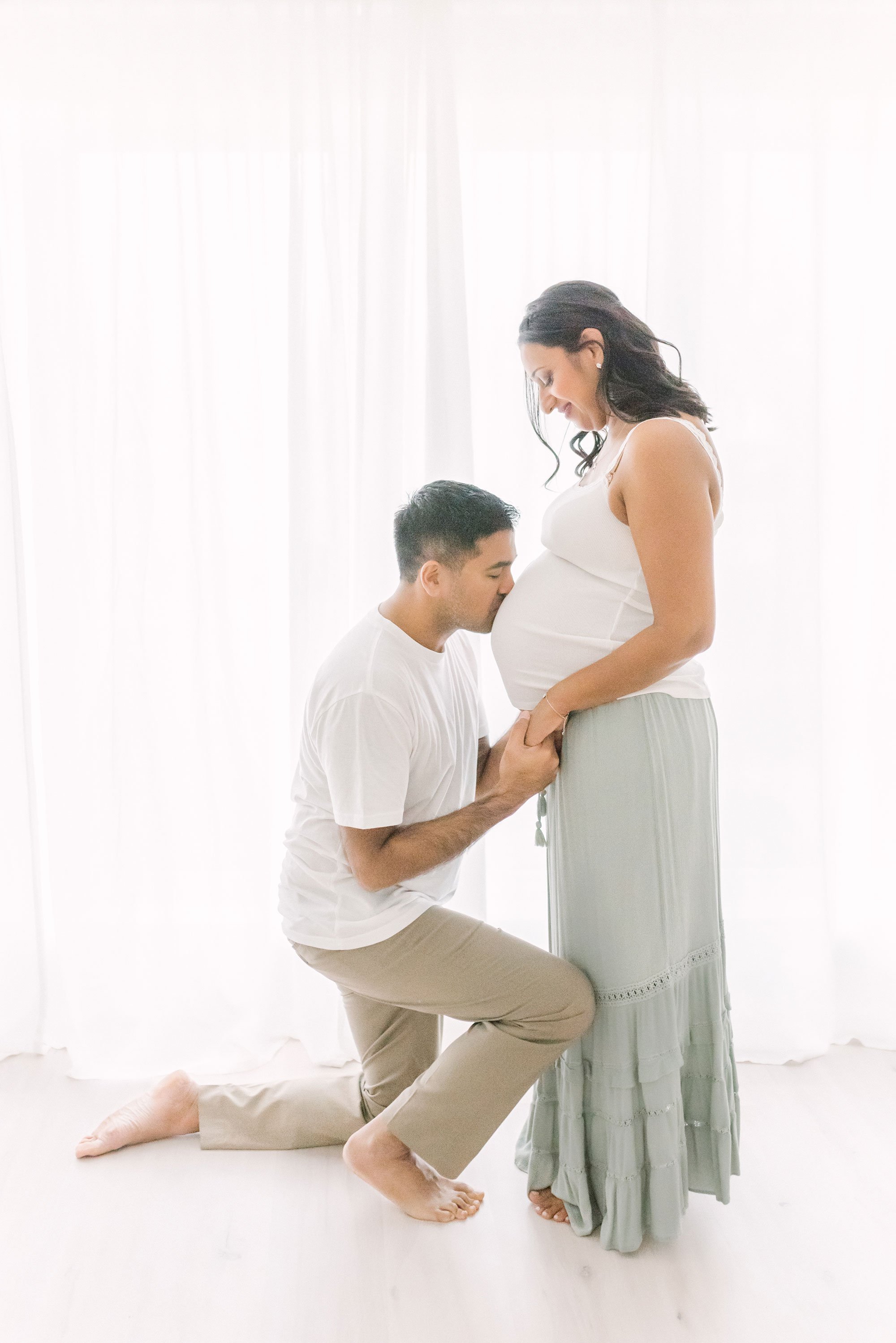 The Myth of Being Photogenic | Maternity Portraits | Grimsby, ON ...