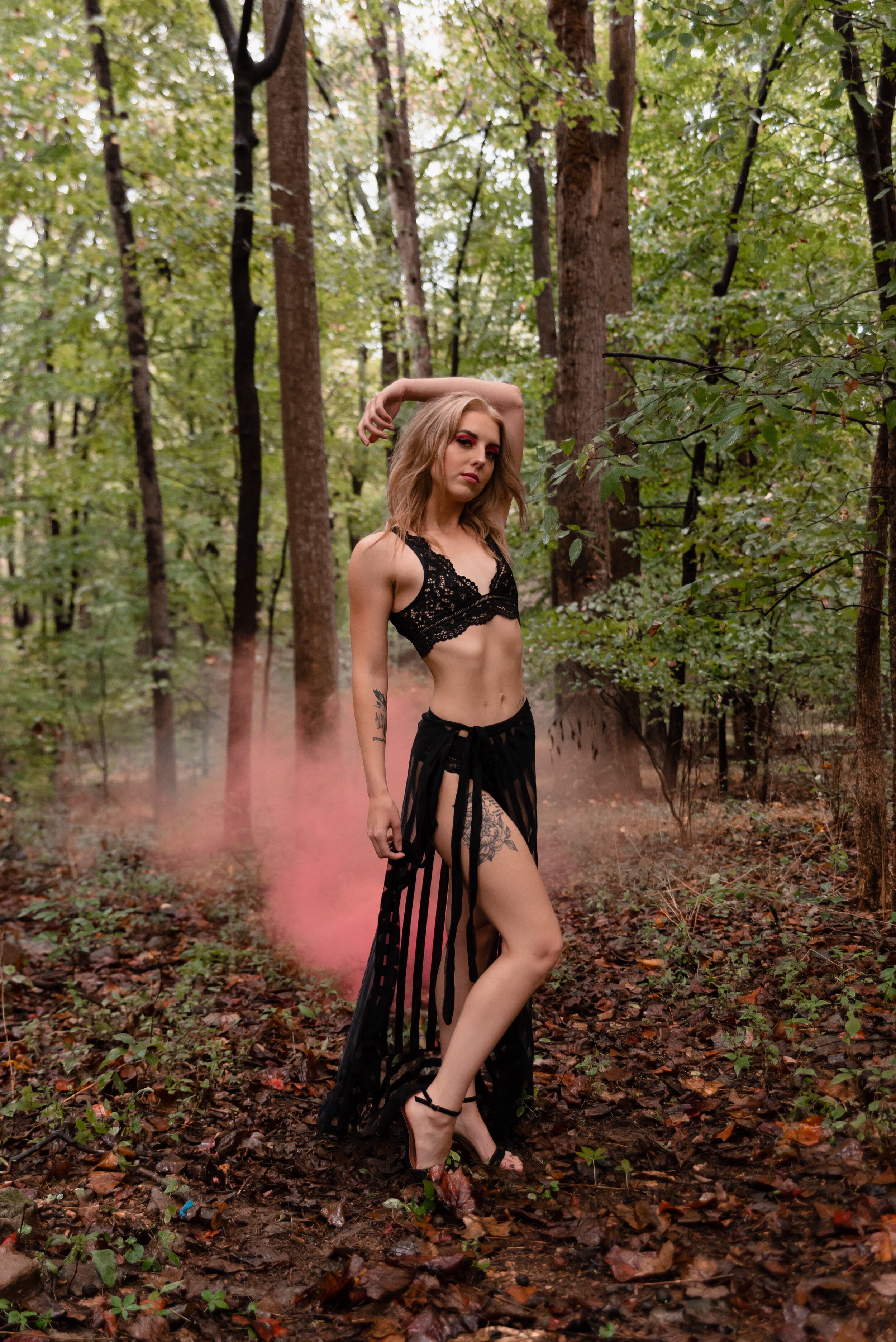 Chelsi&Shelby_SpookyBoudoirPhotographySession_Halloween2019_FrederickMaryland_POW2019-30.jpg