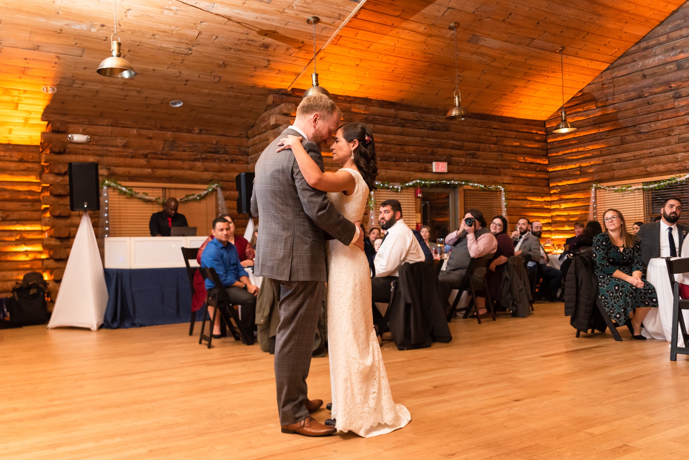 blog_Melissa+Caleb_Wedding_SenecaCreek_November132021_PeytonOliviaPhotography_POW2021-131.jpg