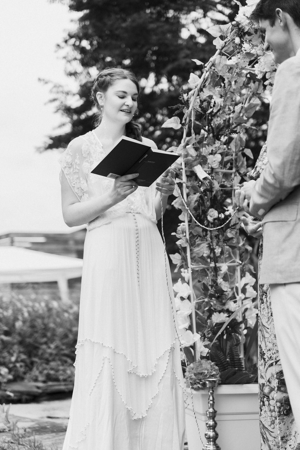 Claire+Zach_Journal_VirginiaWedding_TheHemlockHouse_AirbnbWedding_Maryland_Wedding_Elopement_DMV_Maryland_Hagerstown_Frederick_Maryland_PeytonOliviaPhoto_WeddingPhotography_POW2023-46.jpg