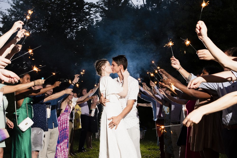 Claire+Zach_Journal_VirginiaWedding_TheHemlockHouse_AirbnbWedding_Maryland_Wedding_Elopement_DMV_Maryland_Hagerstown_Frederick_Maryland_PeytonOliviaPhoto_WeddingPhotography_POW2023-265.jpg