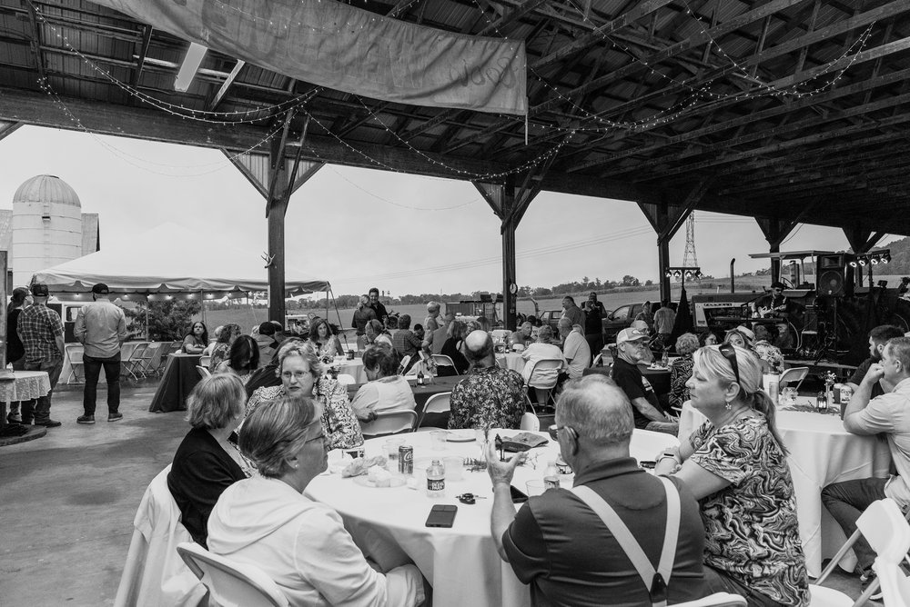 Vicki+Ralph_Wedding_Celebration_Middletown_Maryland_FrederickCounty_PeytonOlivia_Studios_Photography_Weddings_Hagerstown_Frederick_Maryland_DMV_POW2023-131.jpg