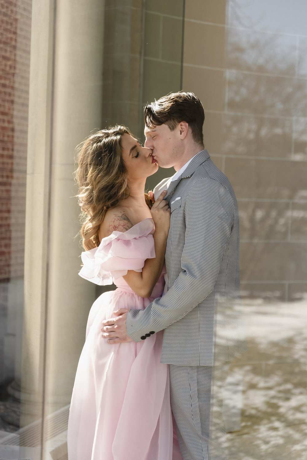 Rachel+Peter_EngagementSession_Photography_WashingtonCountyMuseumofFineArts_Hagerstown_Maryland_PeytonOliviaStudios_2024-34.jpg