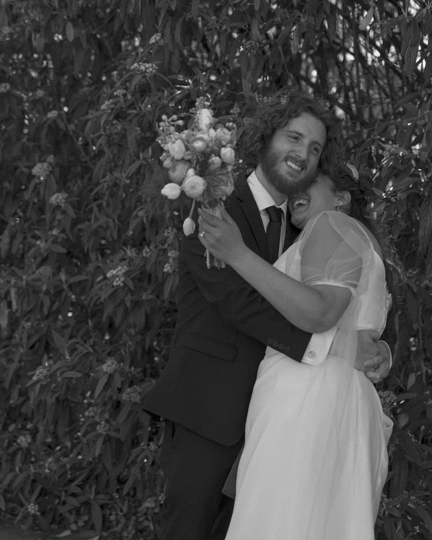 Bella and Matt got married at the @wcmfa and it was the sweetest local wedding I've ever been to. I have so many more to share but until then, enjoy this lovely candid I snapped of these two cuties. Hopefully I'll find time to sit down to really cura