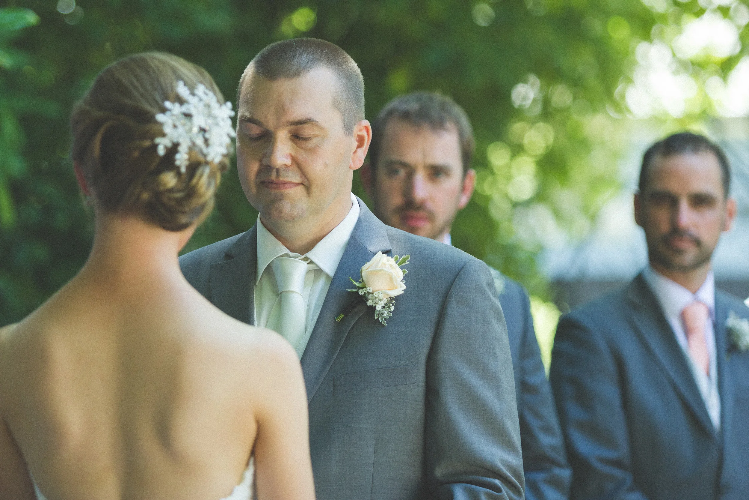 outdoor wedding photography