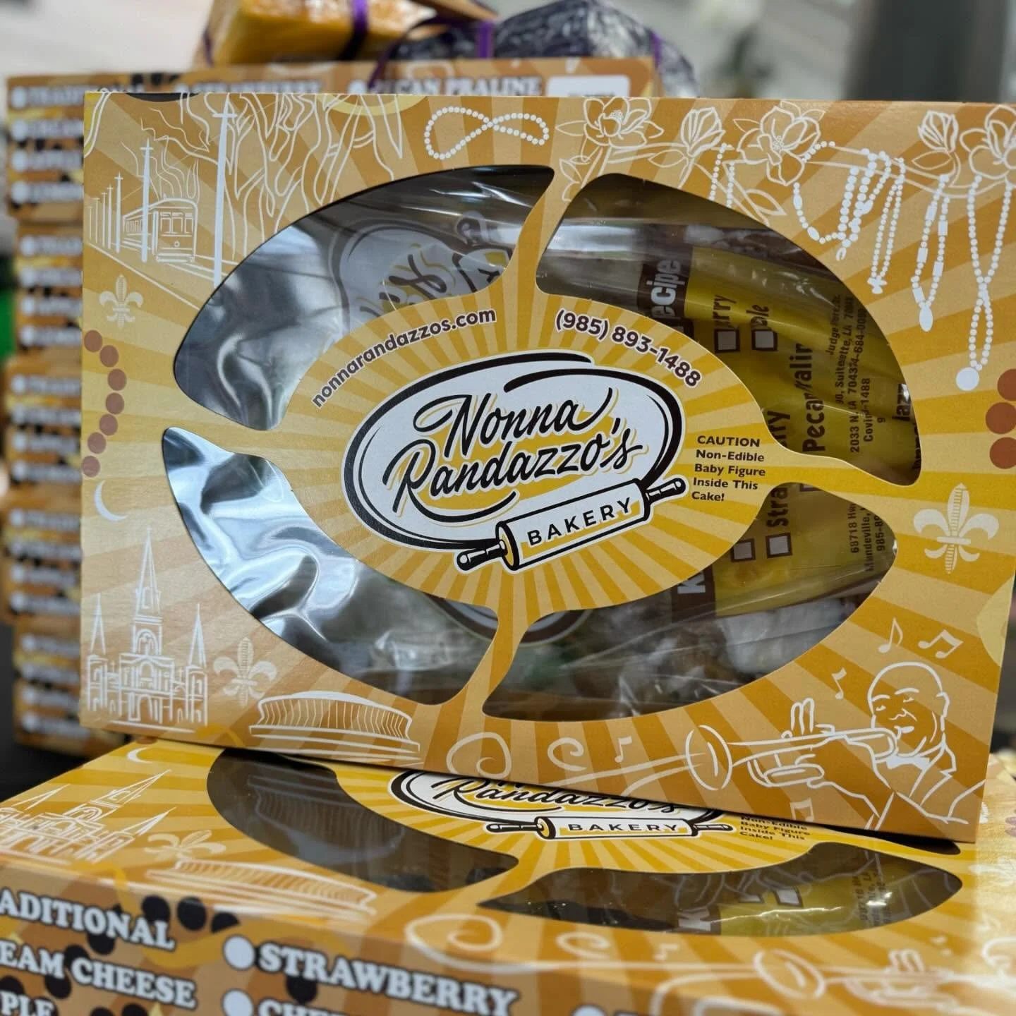 3 CREAM CHEESE AND 4 BAVARIAN CREME CHEESE KING CAKES LEFT!! 👑✨🎭💜💥🙃💛

Come get em!!! 😋🍴